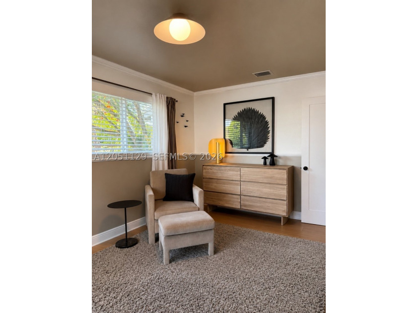 Completely remodeled with a designer's eye, this beautiful home - photo 35