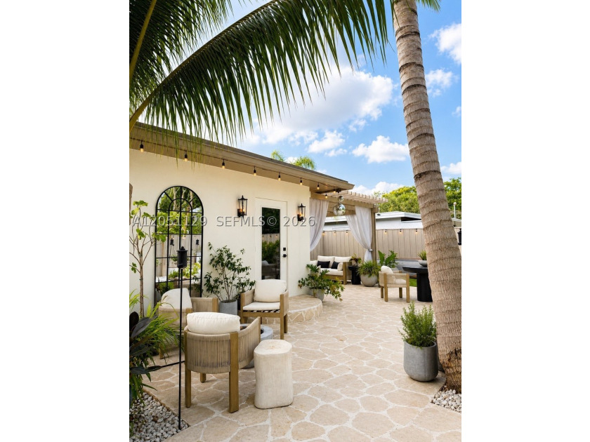 Completely remodeled with a designer's eye, this beautiful home - photo 43