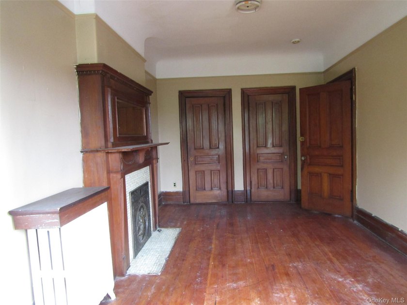 Charming 19th Century Historic Mansion landmarked in the - photo 15