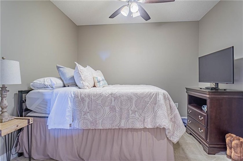 Welcome to lakefront living at Crepe Myrtle Commons on Lake - photo 16