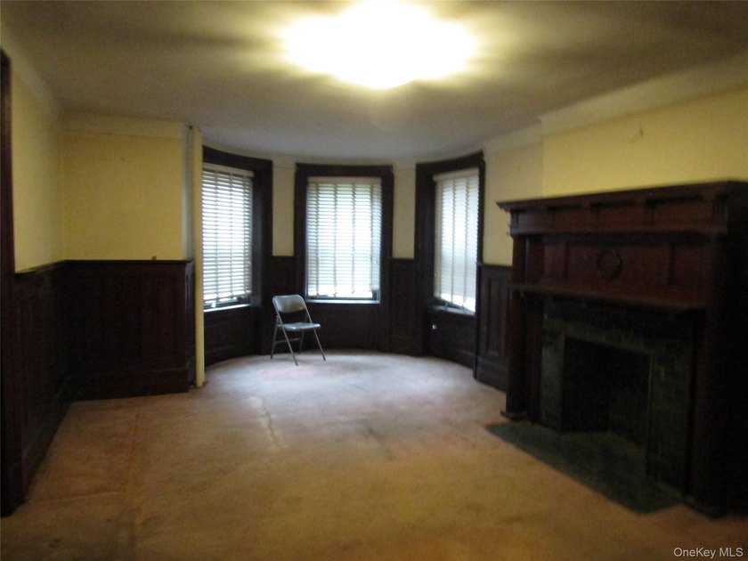 Charming 19th Century Historic Mansion landmarked in the - photo 18