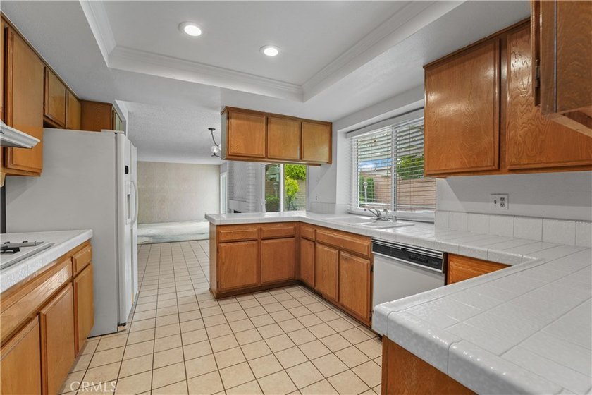 15921 Las Palmeras - photo 17