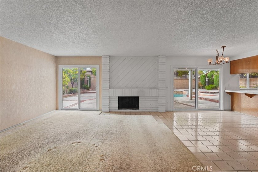 15921 Las Palmeras - photo 23