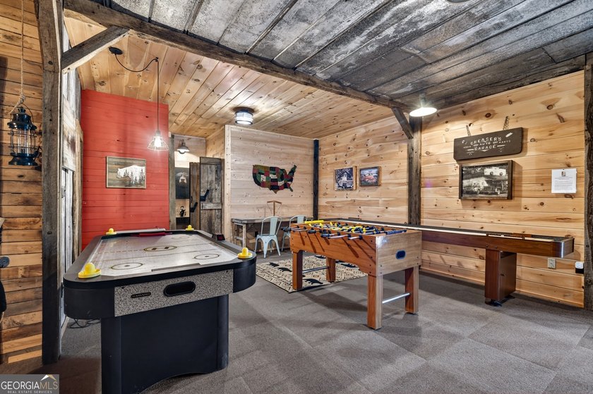 ~Long range mountain view log home perched on top of Walnut - photo 31