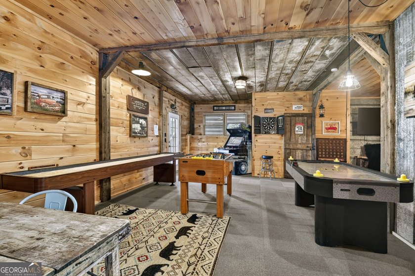 ~Long range mountain view log home perched on top of Walnut - photo 32