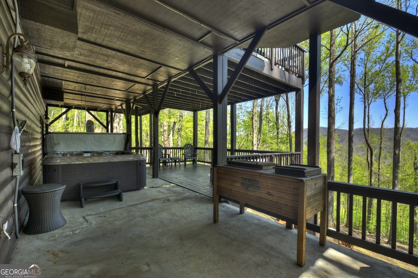 ~Long range mountain view log home perched on top of Walnut - photo 36