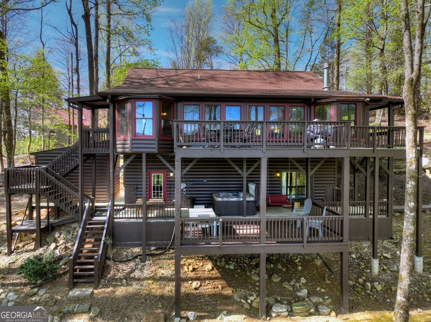 ~Long range mountain view log home perched on top of Walnut - photo 45