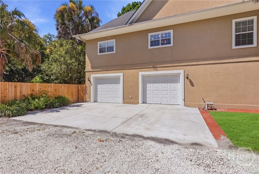 Welcome to 2411 Salcedo Avenue, an impressive Lowcountry retreat - photo 46