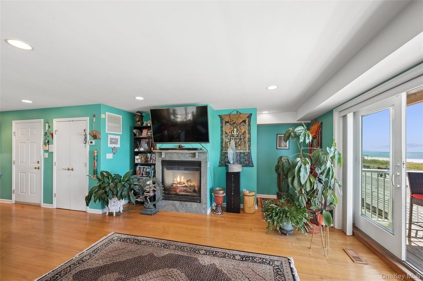Experience Beach living in this stunning corner oceanfront - photo 10