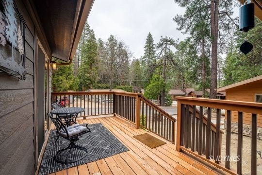 Cedar Stone Lodge is a stunning, furnished luxury retreat - photo 9