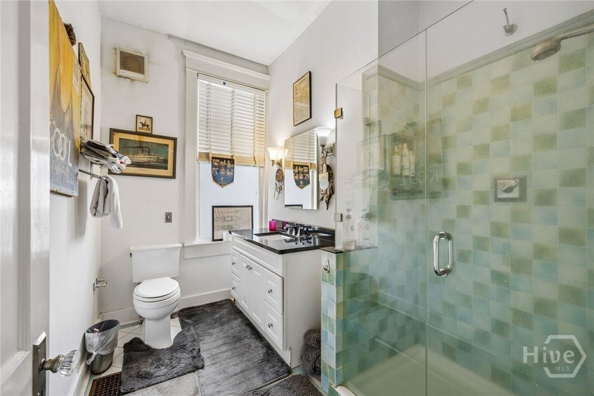 A large 1921 classic bungalow in historic Baldwin Park.There is - photo 31