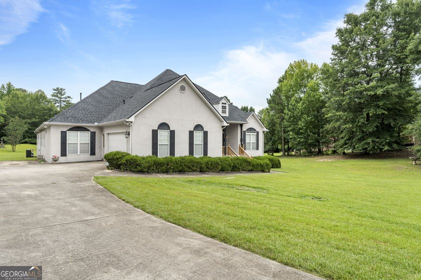 Desirable Waters Edge Subdivision! Situated on Approx 2.22 acres - photo 4
