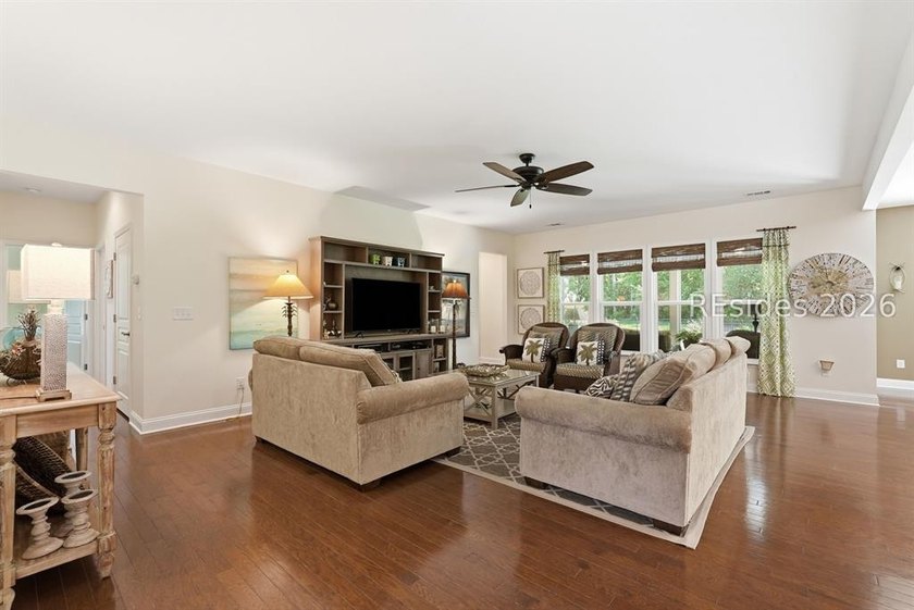 A perennial favorite floorplan known for its open-concept layout - photo 9