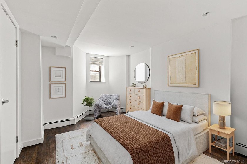 Park Slope Home with Private Outdoor Space, Den + Office Tucked - photo 10