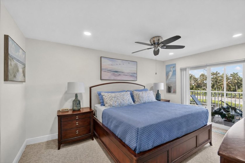 Experience sophisticated coastal living in this exquisitely - photo 22