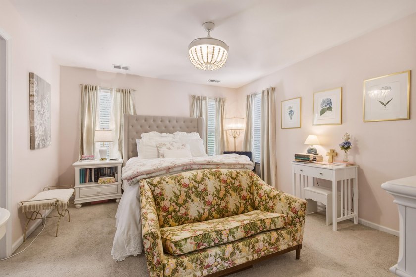 Welcome to this sophisticated and coveted end-unit townhome in - photo 27