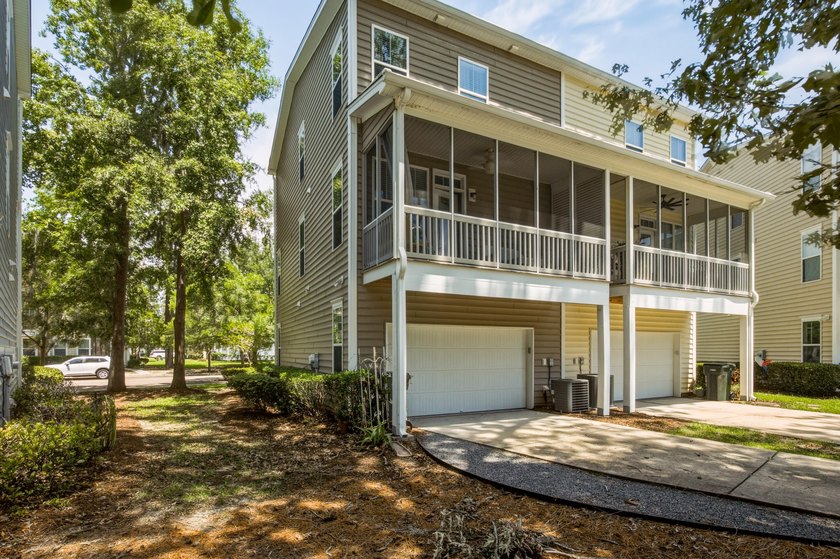 Welcome to this sophisticated and coveted end-unit townhome in - photo 42