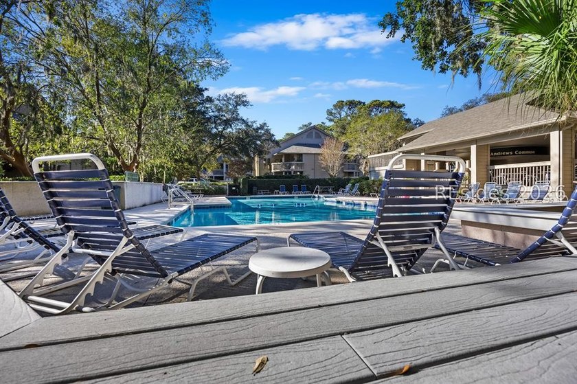 In the heart of Palmetto Dunes, this beautiful villa is the kind - photo 48