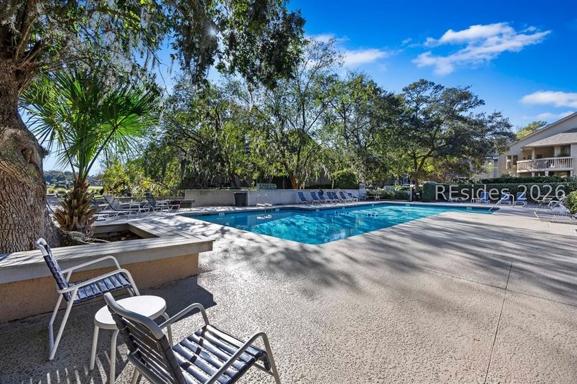 In the heart of Palmetto Dunes, this beautiful villa is the kind - photo 49