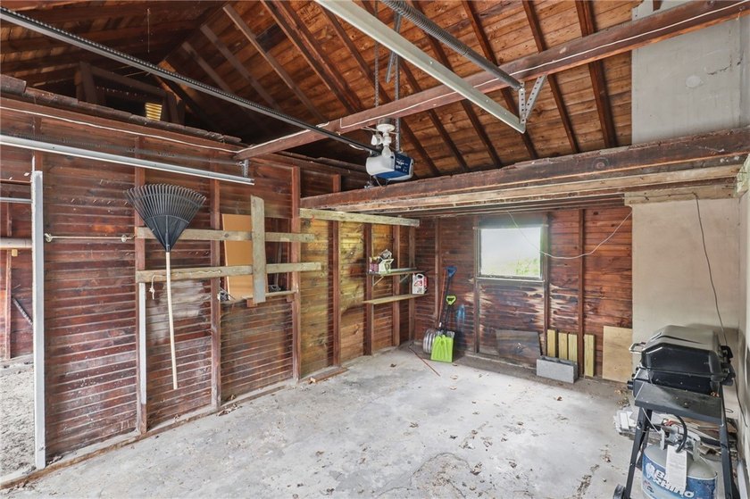 Step into this stunning, fully updated 1940s Cape Cod in the - photo 23