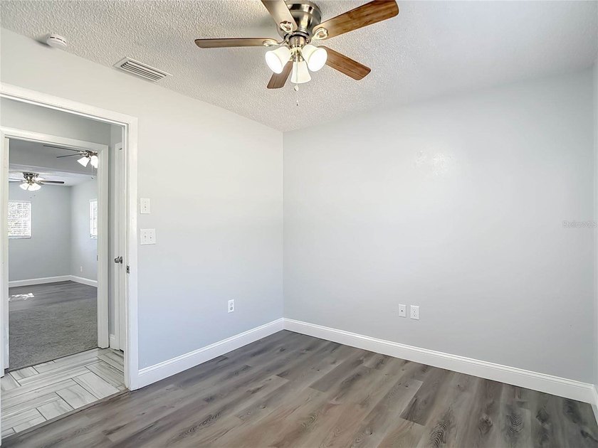 Under contract-accepting backup offers. Virtually Staged - photo 31