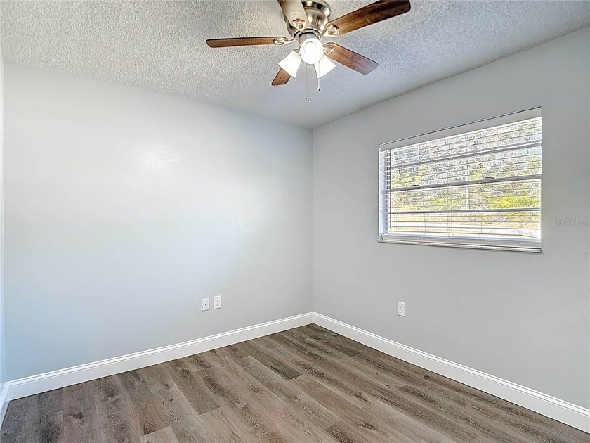Under contract-accepting backup offers. Virtually Staged - photo 32