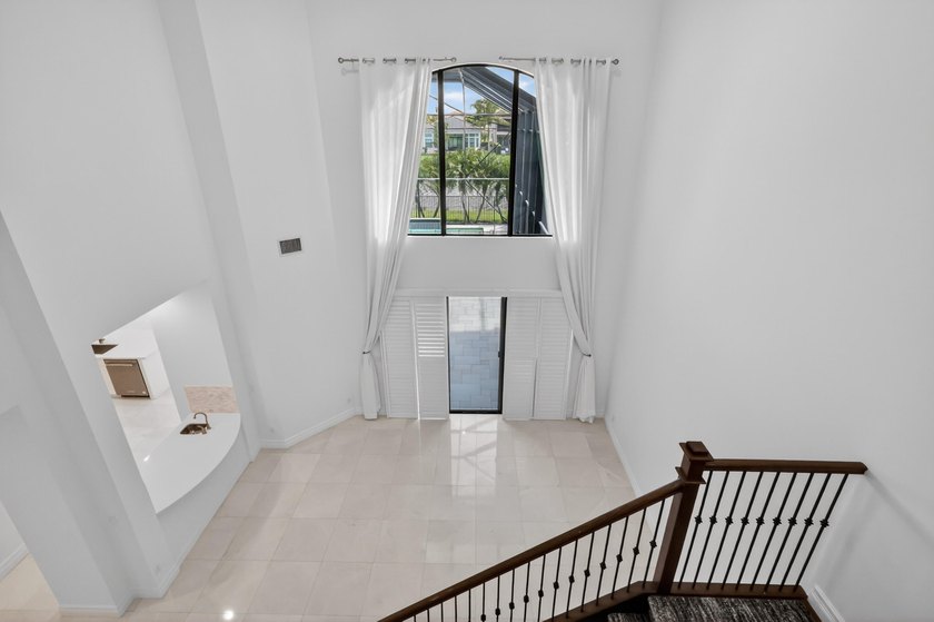 SHOWINGS START ON SATURDAY 05/23 AT 10:30AM Experience the - photo 42