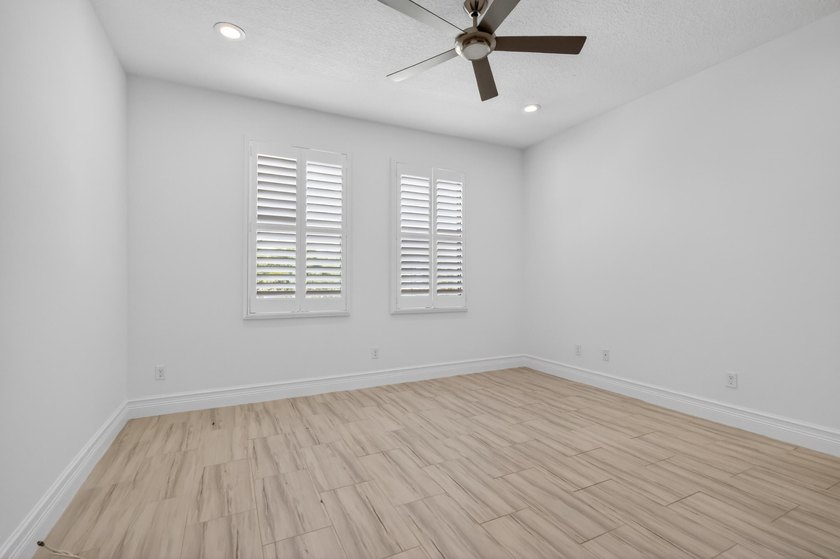 SHOWINGS START ON SATURDAY 05/23 AT 10:30AM Experience the - photo 58