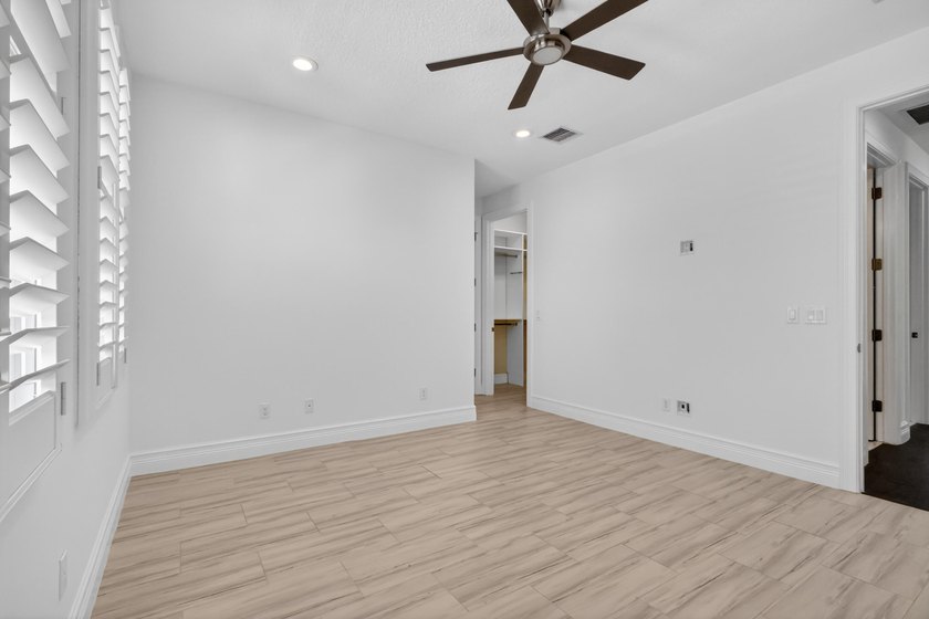 SHOWINGS START ON SATURDAY 05/23 AT 10:30AM Experience the - photo 60