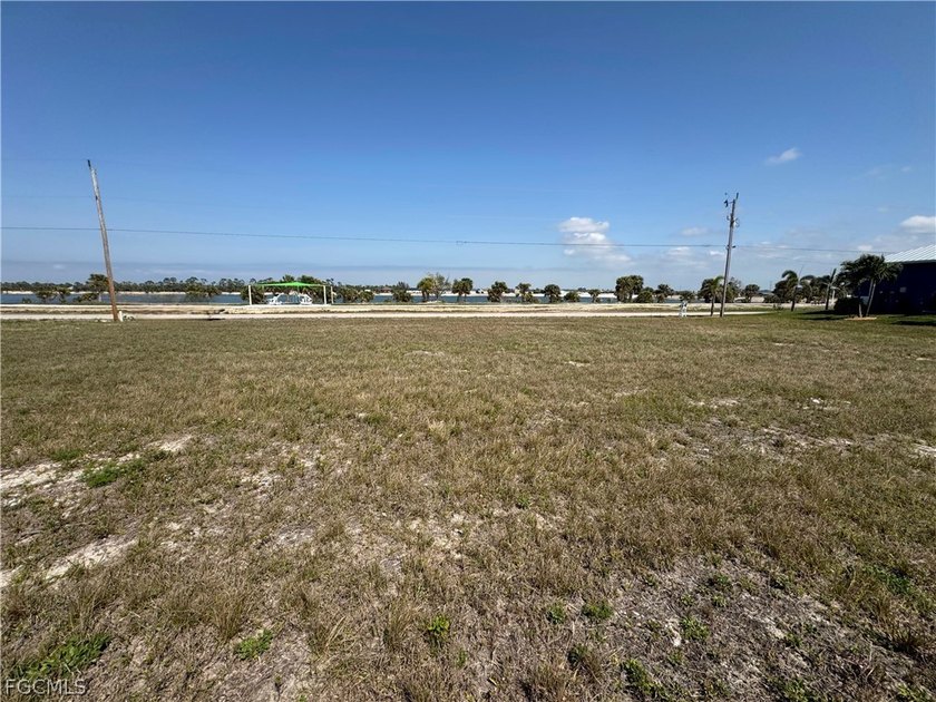 WATERFRONT-GULF ACCESS-LAKEFRONT-RARE OPPORTUNITY Build your - photo 4