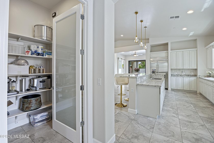 Located within the exclusive gated enclave of Hacienda Del Lago - photo 20