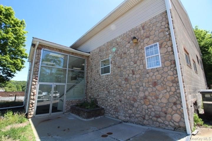 Great location in the Heart of the Village of Monticello - photo 21