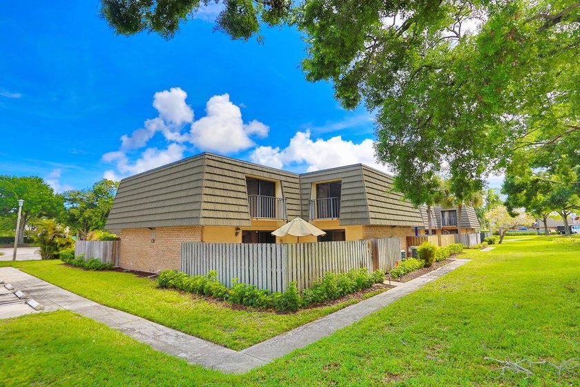 Discover an excellent value opportunity in a desirable Location - photo 3