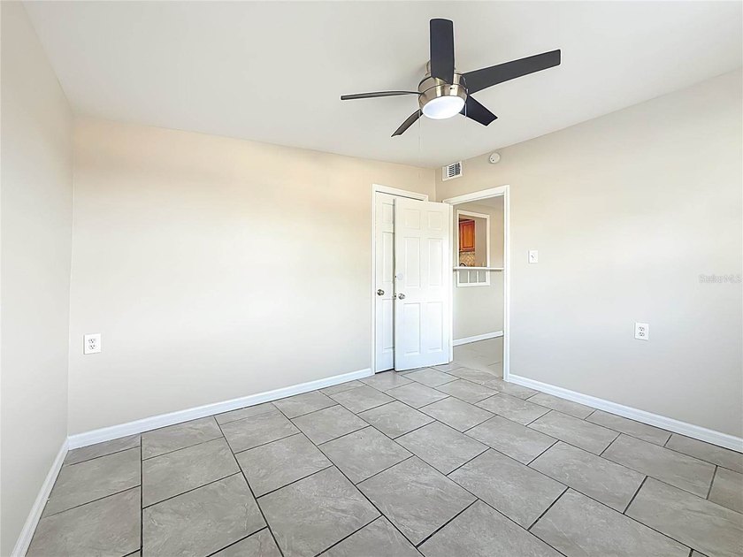 Virtually Staged. Looking for a home that blends comfort - photo 35