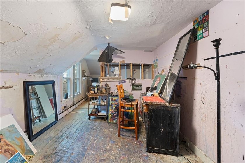 Discover an incredible opportunity in the heart of Wakefield! - photo 19