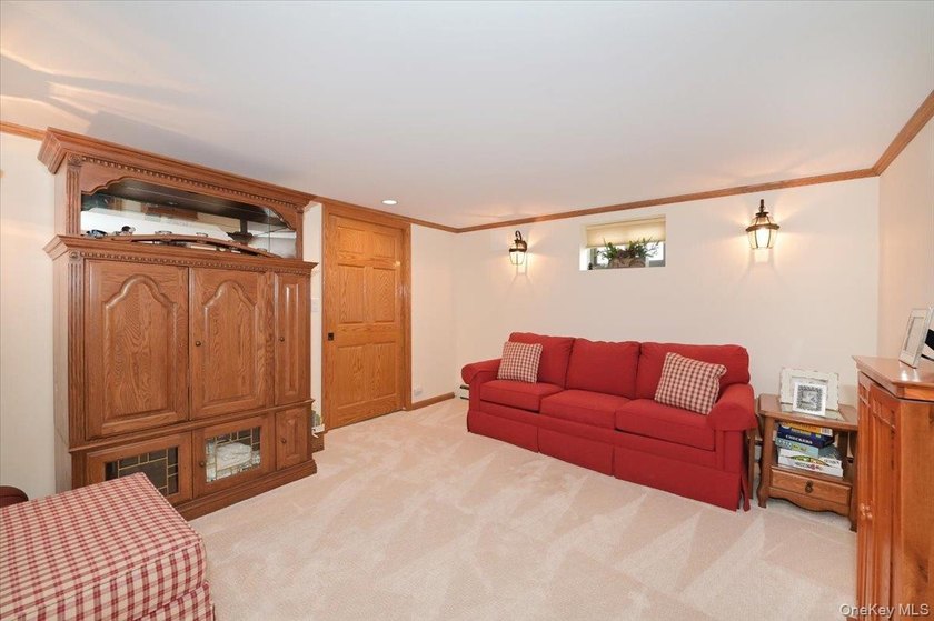 Welcome to 2 Oak Place, Massapequa - A Beautifully Expanded Cape - photo 21