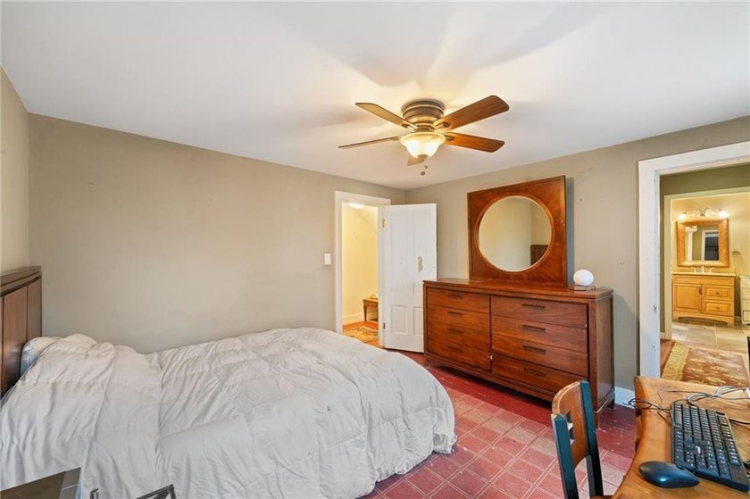 Discover an incredible opportunity in the heart of Wakefield! - photo 24