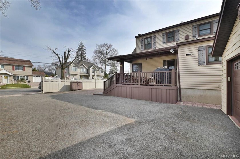 Welcome to 2 Oak Place, Massapequa - A Beautifully Expanded Cape - photo 27