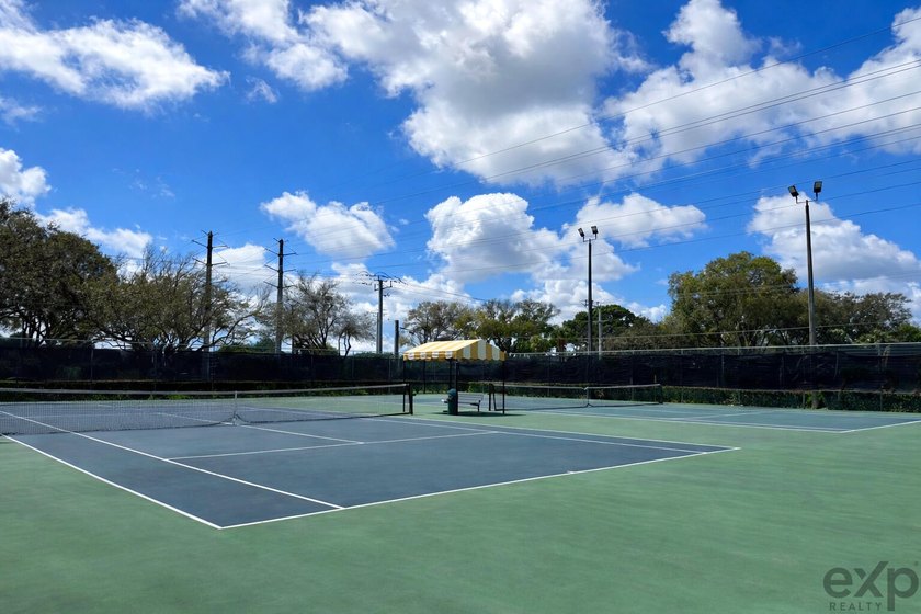Rare opportunity to own a turn-key renovated home in West Palm - photo 31