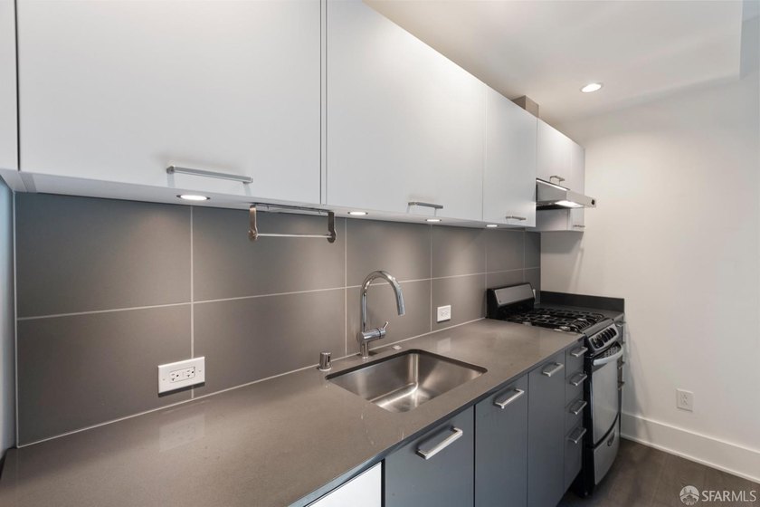 Waivers available! Maximum income now 120%, don't have to be - photo 9
