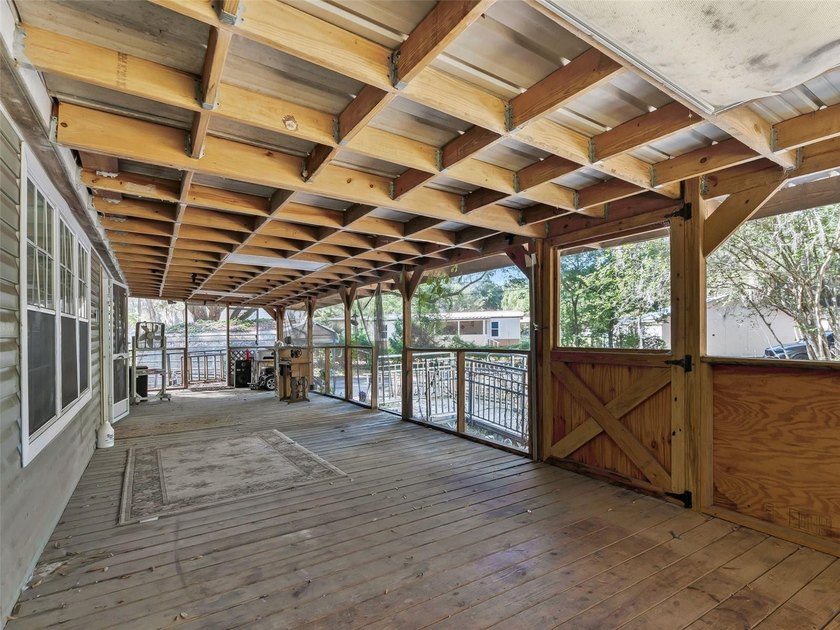 NEW PRICE!! NO HOA!! Affordable country charm with privacy - photo 6
