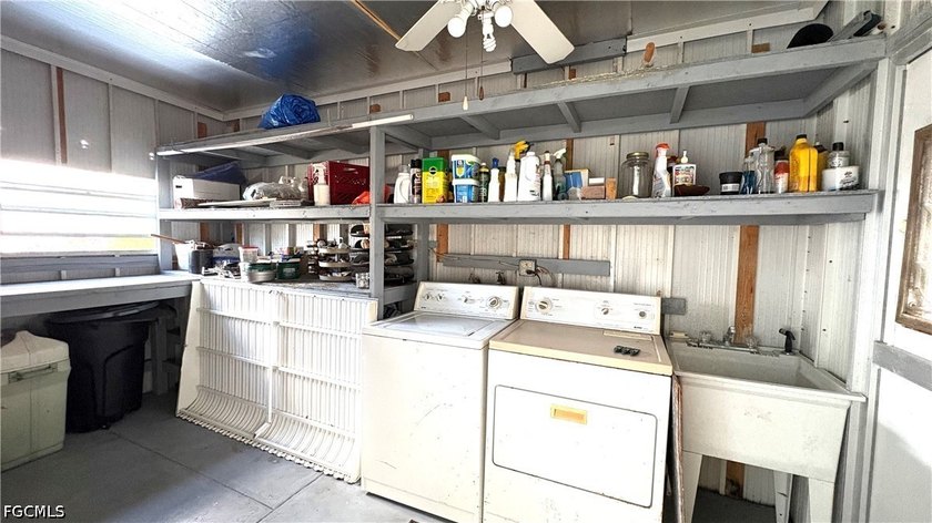 1300+ sq ft of air-conditioned living space in this beautifully - photo 29