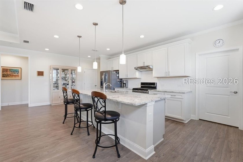 Built in 2021, this beautifully designed one-story home in Sun - photo 8