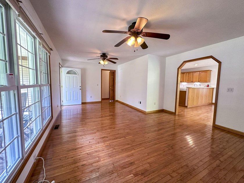 Seller says MAKE OFFER! Nestled in the heart of East Tennessee - photo 7