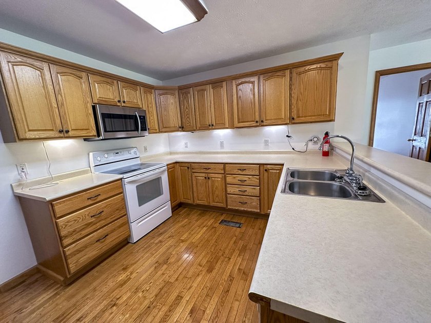 Seller says MAKE OFFER! Nestled in the heart of East Tennessee - photo 10
