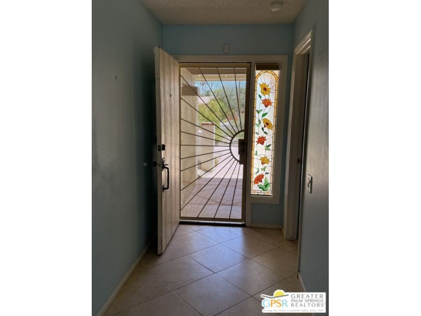 Views, Pool &amp; Classic Palm Springs Living! Nestled in the - photo 5