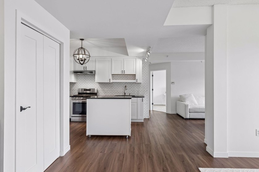 Get ready to see the condo that has it ALL! Feels like new - photo 29