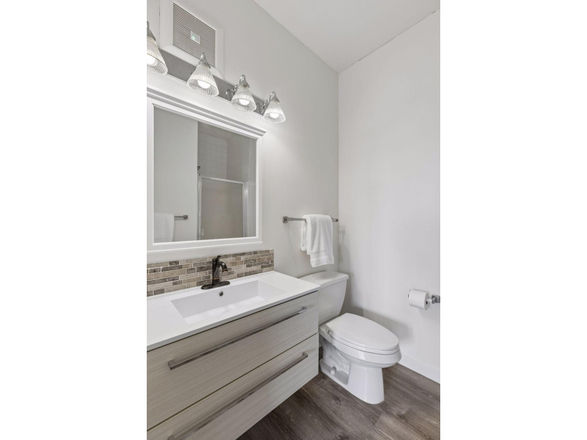 Get ready to see the condo that has it ALL! Feels like new - photo 33