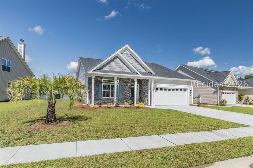 Welcome to a home that captures Lowcountry living-where custom - photo 2