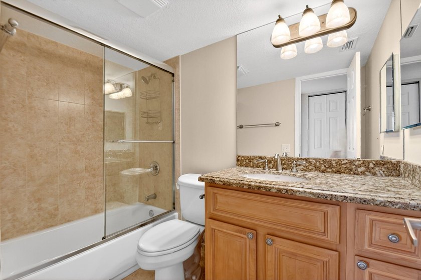 Finest location in Palm Beach County, ultra - private, 7- miles - photo 18